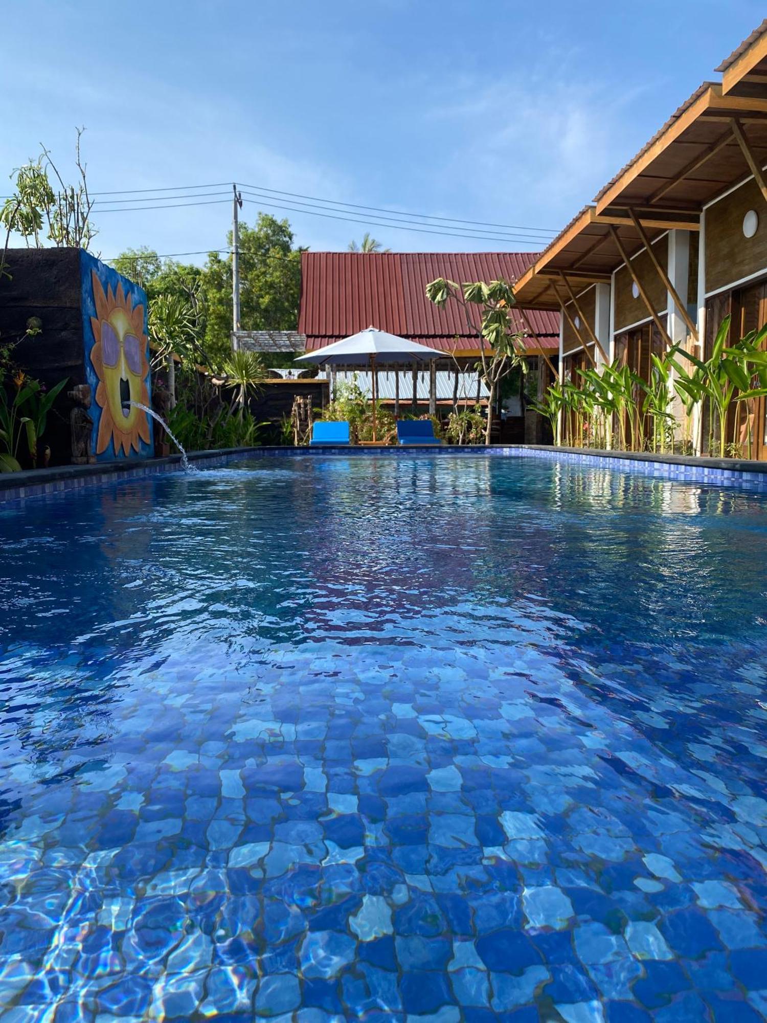 Sun Resort Gili Trawangan Exterior foto